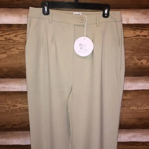 ๐ Princess Polly Astrid Pants in Sage - Picture 14 of 16